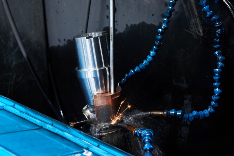Electrical discharge Machining（EDM)